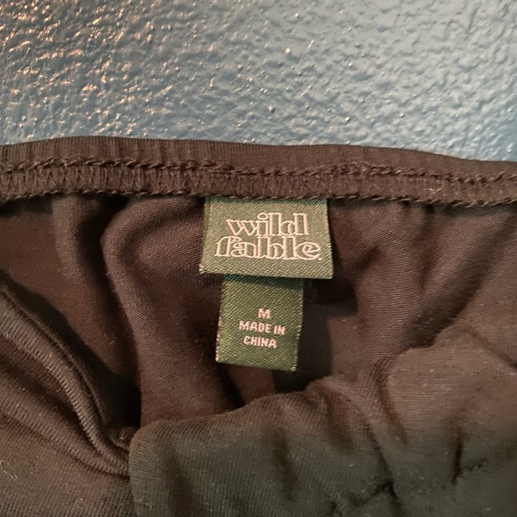 Wild Fable Crop Top one shoulder - Picture 3 of 3